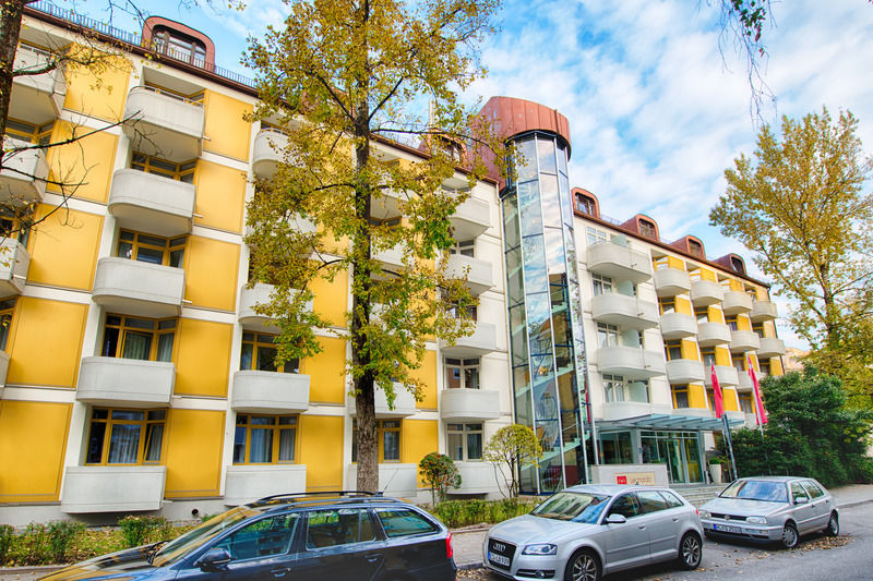 Hotel Leonardo Hotel&residenz 4*